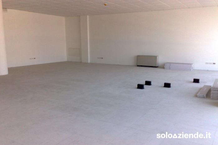 Vendita Immobili uso ufficio - ambulatorio OPEN-SPACE 160 MQ  a Padova (PD)